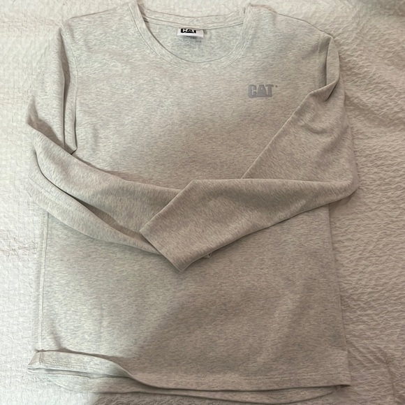 Tops - CAT long sleeve !